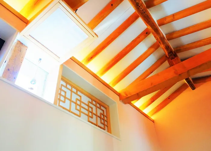 'hanok Hanok' Boutique - 2min From Gyeongbokgung Palace Station Gasthof