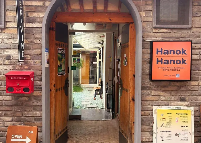 'hanok Hanok' Boutique - 2min From Gyeongbokgung Palace Station 4*