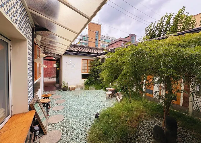 'hanok Hanok' Boutique - 2min From Gyeongbokgung Palace Station 4*