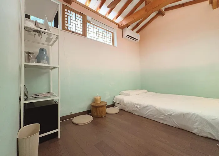 'hanok Hanok' Boutique - 2min From Gyeongbokgung Palace Station Gasthof Seoul