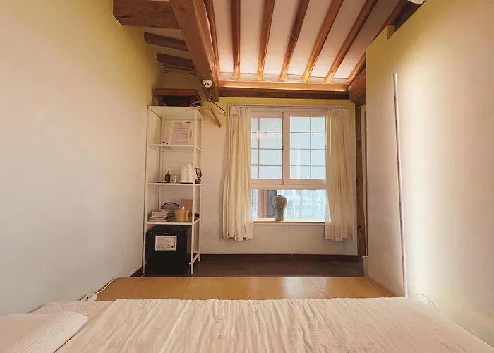 'hanok Hanok' Boutique - 2min From Gyeongbokgung Palace Station Gasthof 4*