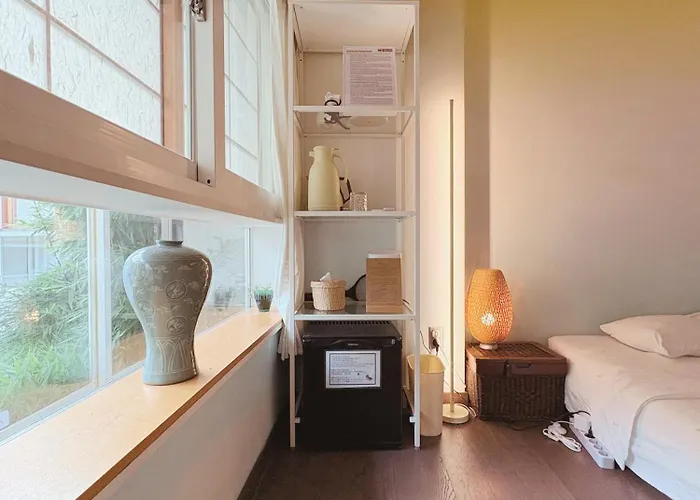 Gasthof 'hanok Hanok' Boutique - 2min From Gyeongbokgung Palace Station 4*
